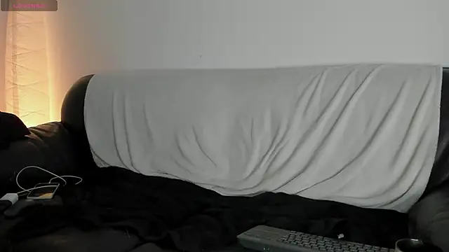 LustyMike_ élő XXX-chatje