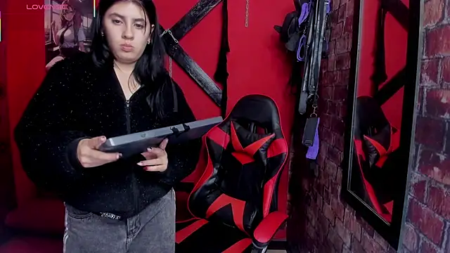 Bombomks 现场XXX聊天