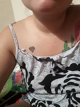 -Tara-a Live XXX-chat