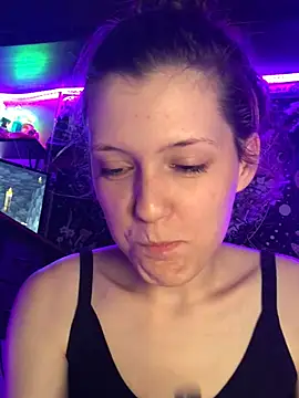 Lilactease's Webcam Show