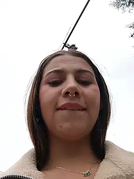 Chat +18 de CharlotteSex_ ao vivo