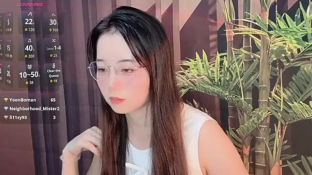 77-Vicky's Live XXX Chat