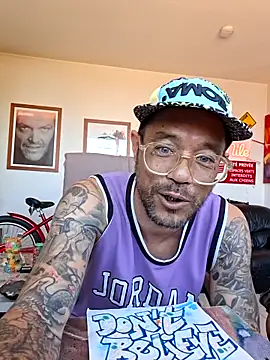 Mr_Graffitimile live XXX chat