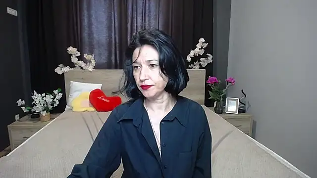 XXX chat uživo modela CameronEnns