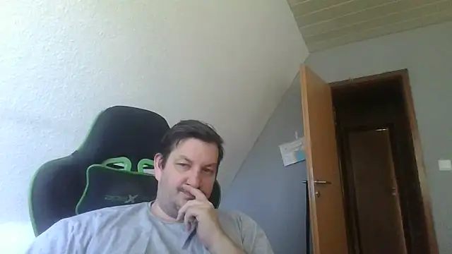 Golffahrer1982 Show Webcam