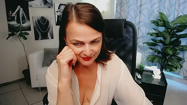 Favorite_0's Live XXX Chat
