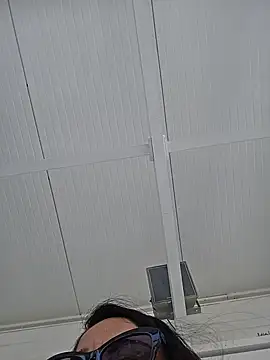 sexy7883 Live XXX Chat