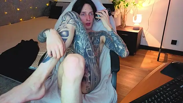 Martin_Jin Show in webcam