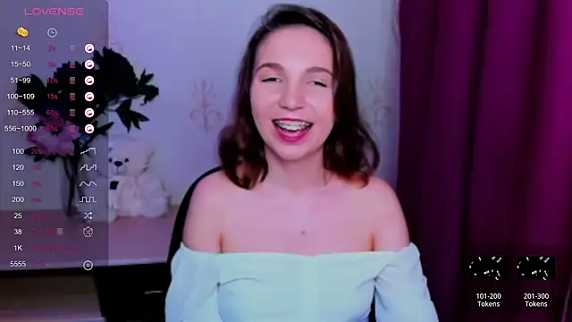 KindHazelHere_ – Naživo XXX chat