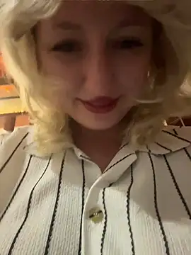 Онлайн чат XXX RonnieKiss
