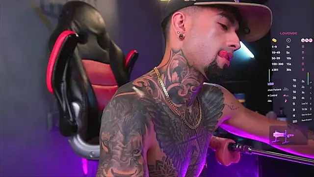 samuel_boy_tatoo Pertunjukan Webcam