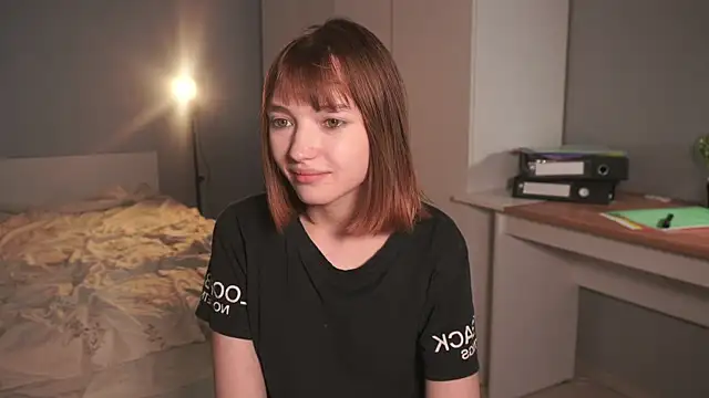 Leyla_crsh Adlı Modelin Canlı XXX Sohbeti