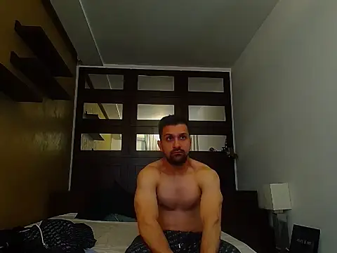 BryceReign's Live XXX Chat