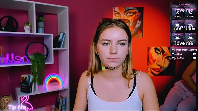 lina_moone Webcam Show