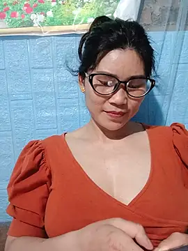 Bear-bear0's Live XXX Chat