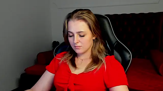 EllaBells' Live XXX Chat