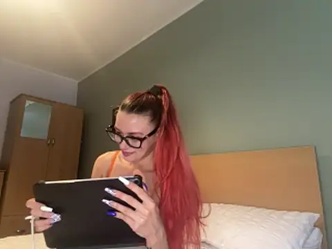 FoxyValentine Live XXX-chat