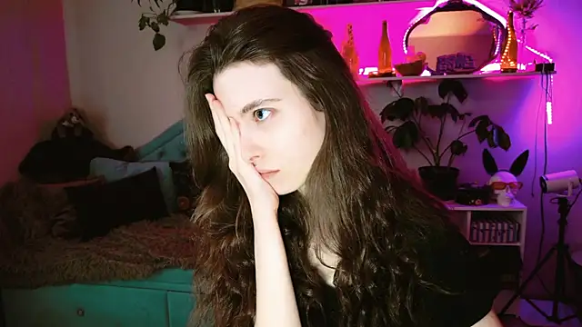 Yoka_paradoXXX élő XXX-chatje