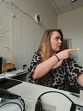 Juicy_PeachLux's Live XXX Chat