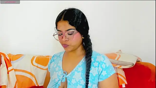moana_taylor Adlı Modelin Canlı XXX Sohbeti