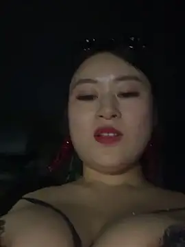 Yolanda9 live XXX chat