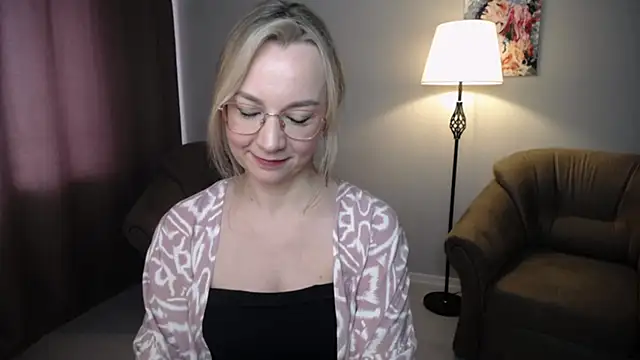 XXX chat uživo modela Ava_Elior