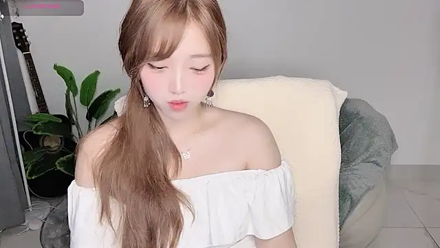 Yukiy8877n Live XXX chat
