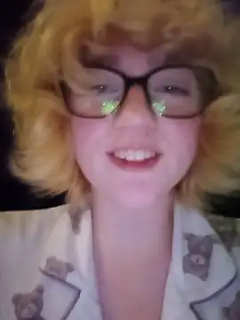 mcjbgfhgjhiiilllufjyf's Live XXX Chat