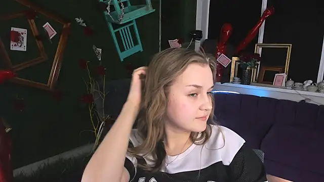 XXX chat uživo modela LissaTelor