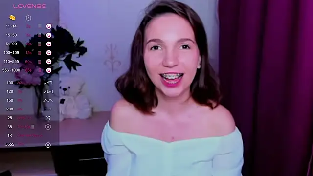 KindHazelHere_ Chat XXX live