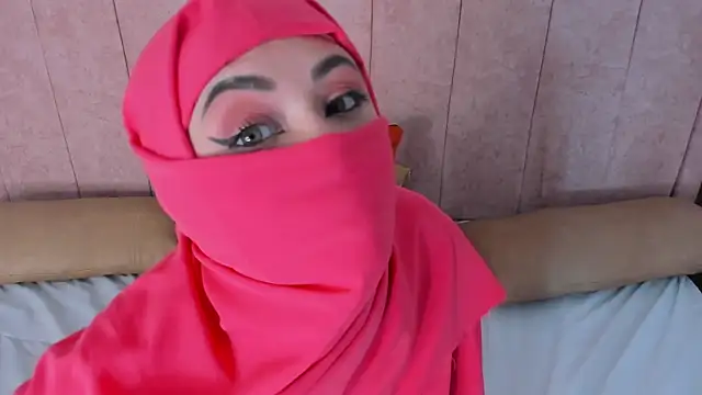 fatiima_ Adlı Modelin Canlı XXX Sohbeti