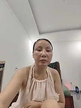 Chat soba uživo modela Famrita