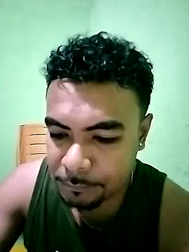 vanINDO_SexLovers Adlı Modelin Canlı XXX Sohbeti