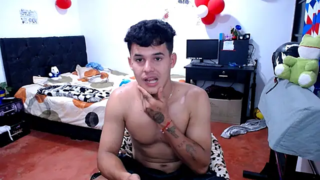 freddy_romas Chat XXX in diretta