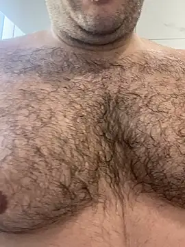 CloudyMuscleBeefy's Webcam Show