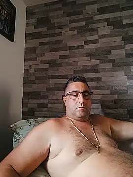 ADRIAN_ADI40 Chat XXX in diretta