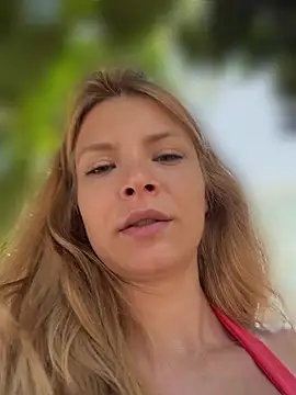 Chat XXX en directo de AnastasiaAniess