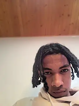XXX chat uživo modela XtemptationX_