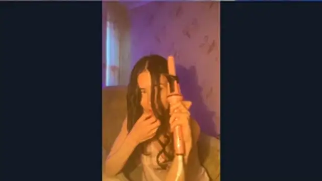 Živá chatovací místnost Starry_Siren