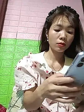 AmyLinee01 现场XXX聊天