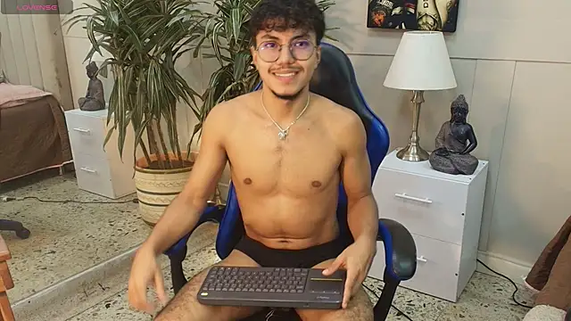 kai_storn Chat XXX live