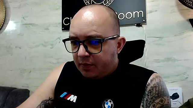 maximo_daddy Live XXX Chat