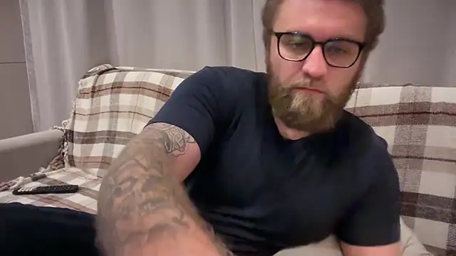 Bear_bear_'s Webcam Show