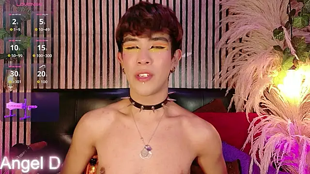 Angeldust19 Webcam-Show