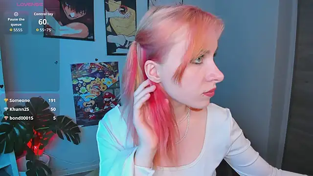 miraiakik's Live XXX Chat