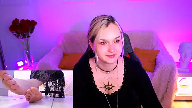 ViolettWoods' Live XXX Chat