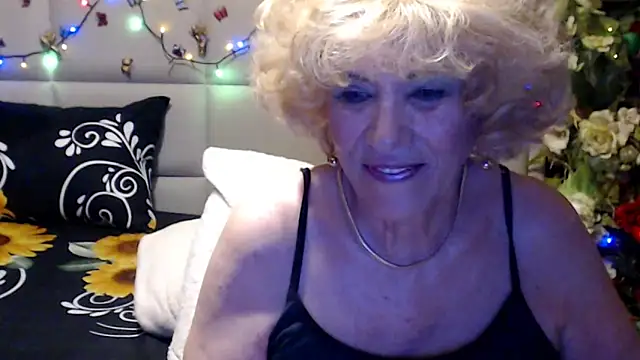 HappyWomanOn 即時 XXX 聊天