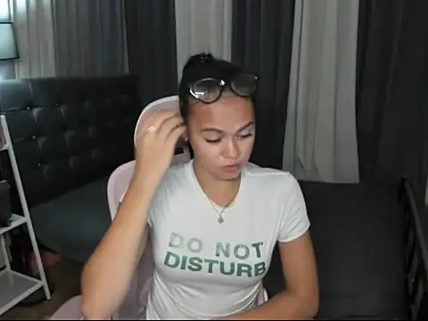 XTsUncutMargauxX 웹캠 쇼