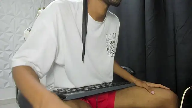 Sala de chat ao vivo de saack__xx