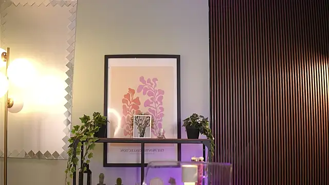 Lena_Laurent Adlı Modelin Canlı XXX Sohbeti